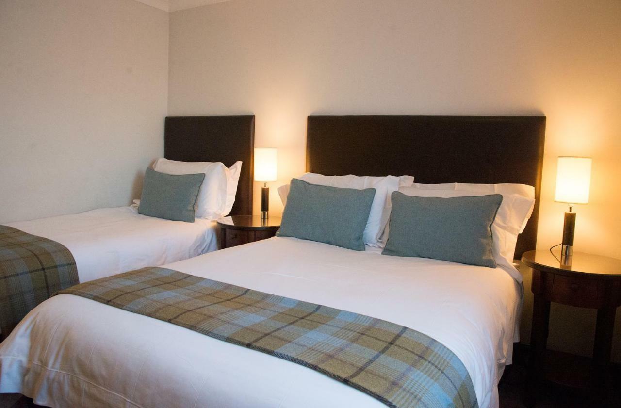 Aaron Glen Guest House Loanhead Luaran gambar